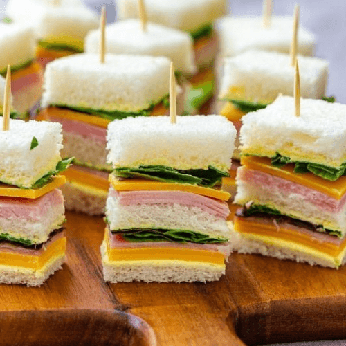 Mini Sandwiches square (1 dz)