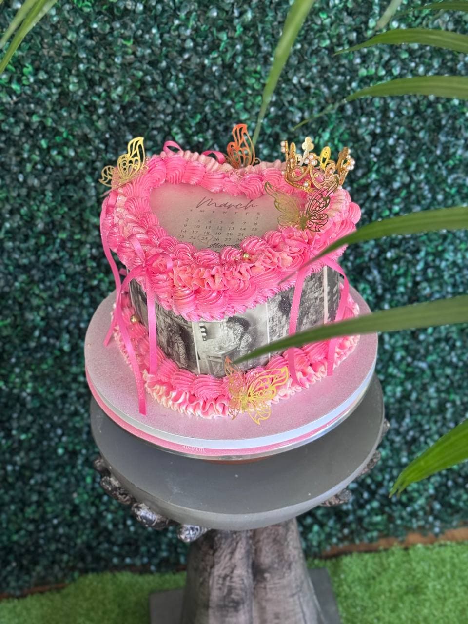 Burn Heart Cake with crown and butterflies 🦋 (8 inch)